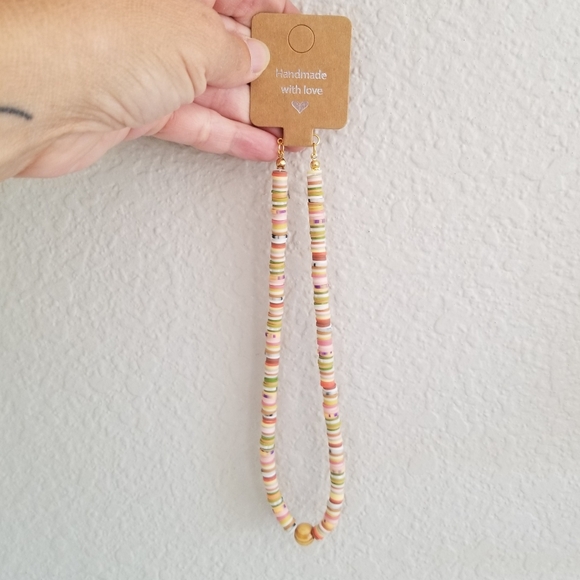 Heishi Bead Choker Necklace - Picture 4 of 4